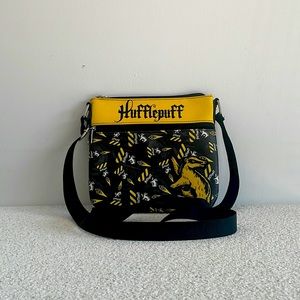 Loungefly Harry Potter Hufflepuff Crossbody Bag